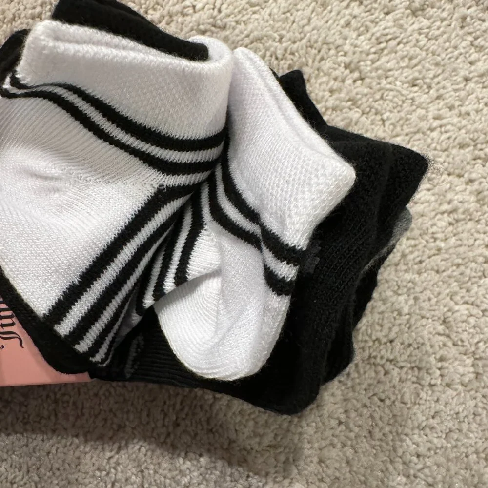 Juicy Couture 6‎ pack Socks Multipack Women's, Shoe Size 4-10 Black White